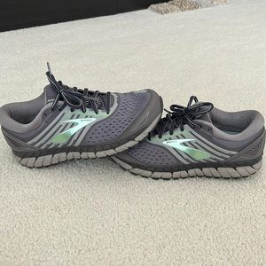 Brooks Ariel 18 Women’s 8.5